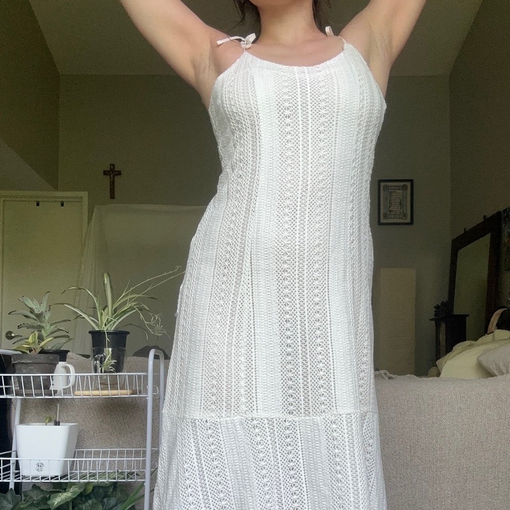 Kendall Kylie white dress